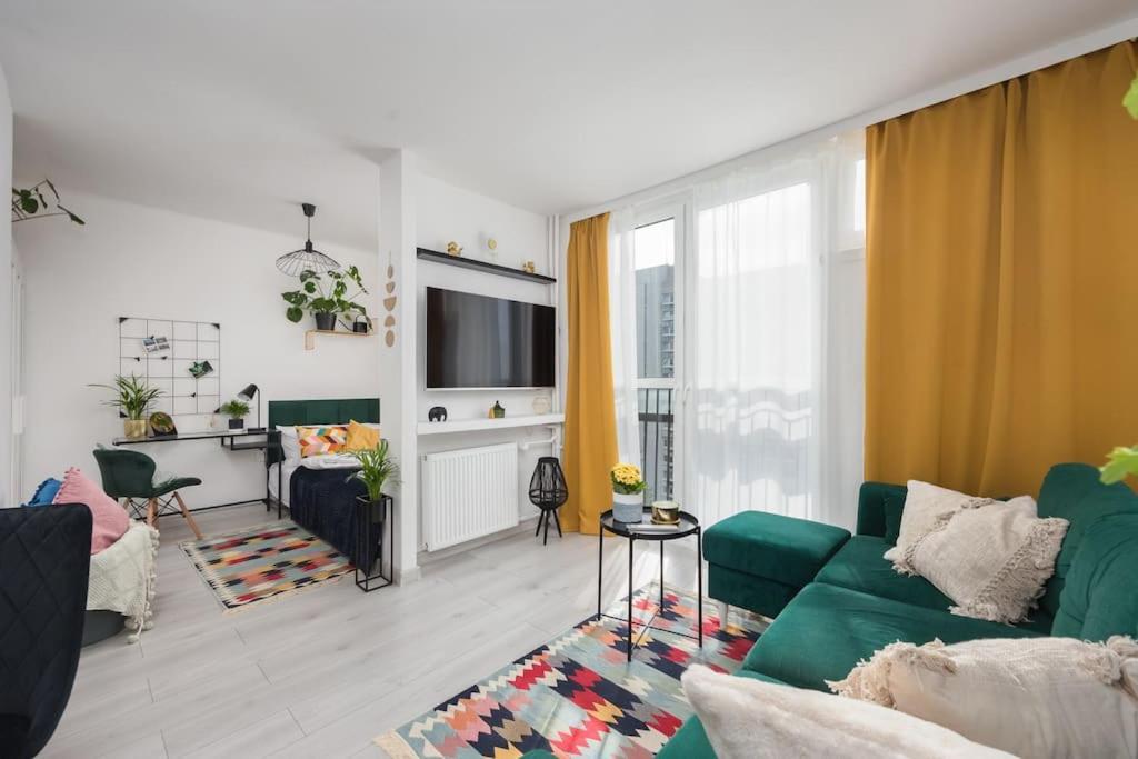 Spacious With Park View * Warsaw